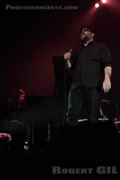 THE BLACK HEART PROCESSION - 2011-06-03 - PARIS - Cafe de la Danse - 